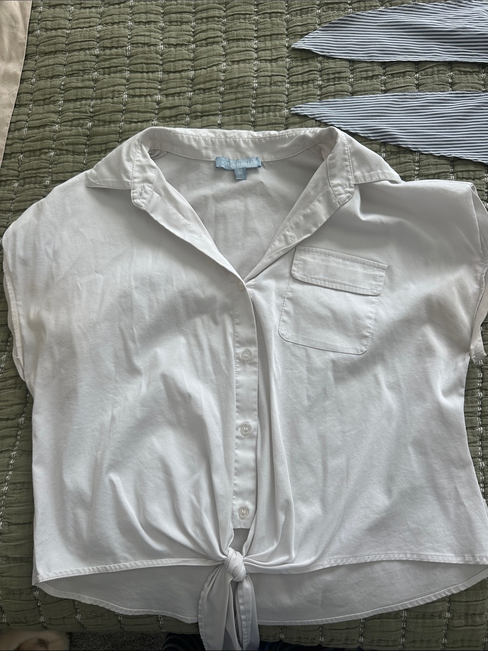 Short sleeve button up with tie in front - Antonio Melani